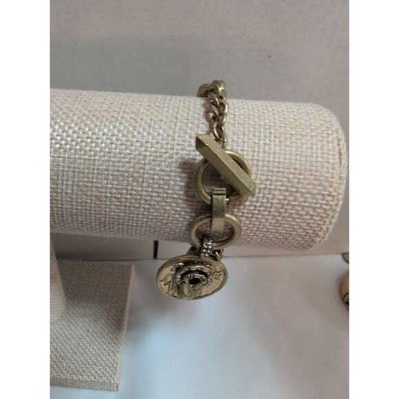 stella and dot Round Snake Toggle Crystals Goldtone Bracelet Vtg Bar Clasp Rare - Picture 7 of 8